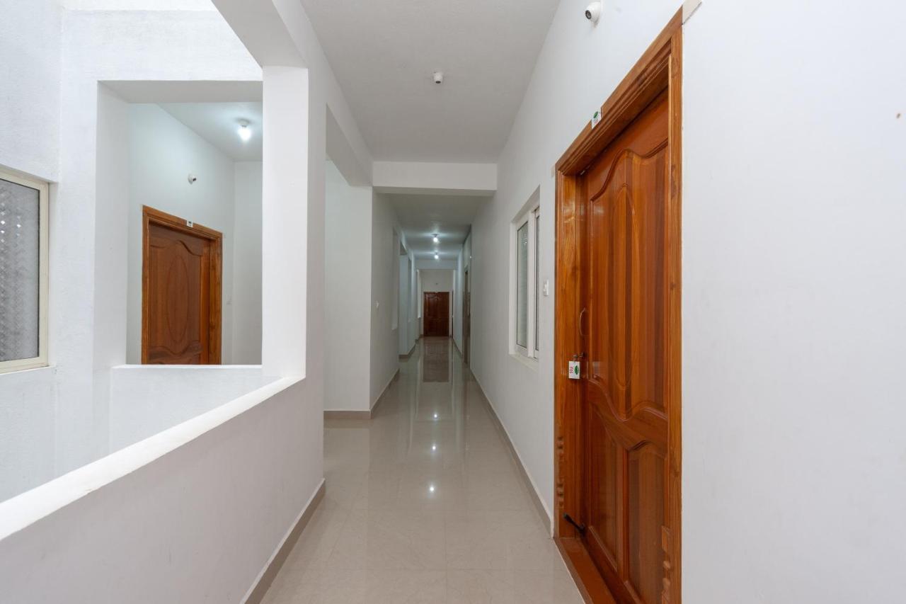 Oyo 19663 Greenways Residential Homestay Purnankuppam Luaran gambar